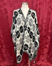 Tolani Women’s Aztec Black White Mohair Cotton Blend Cape One Size NWT