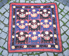 Vintage Uzbek Suzani Cover 36'' x 36'' Silk Embroidered Wall Hangings Suzani