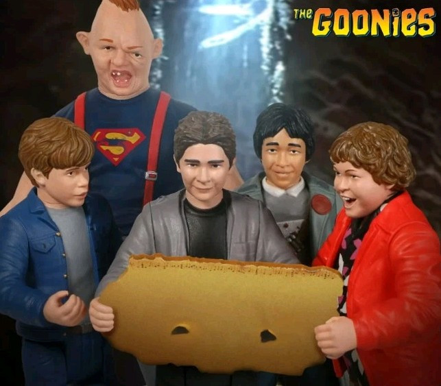 Juego surtido de 5 puntos de colección The Goonies en stock