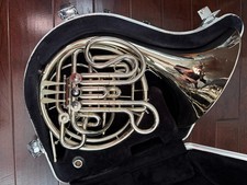 Holton H379 Double French Horn
