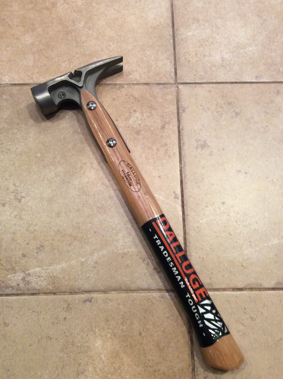 Dalluge 16oz Titanium Smooth Face hammer with Nail starter New