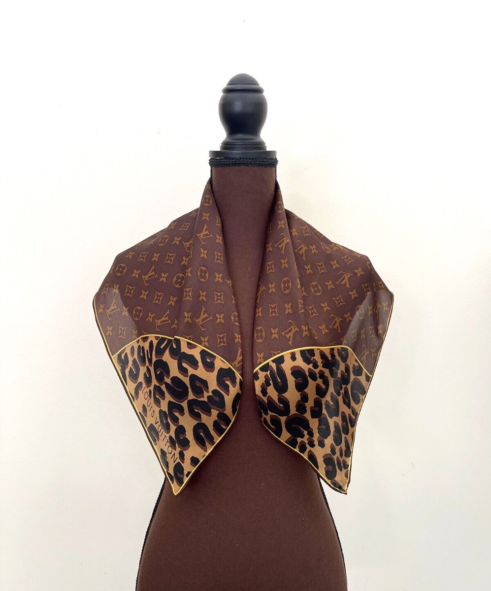 Louis Vuitton レオパード柄 シルクスカーフ LOUIS VUITTON ルイヴィトン スカーフ カレ モノグラム レオパード