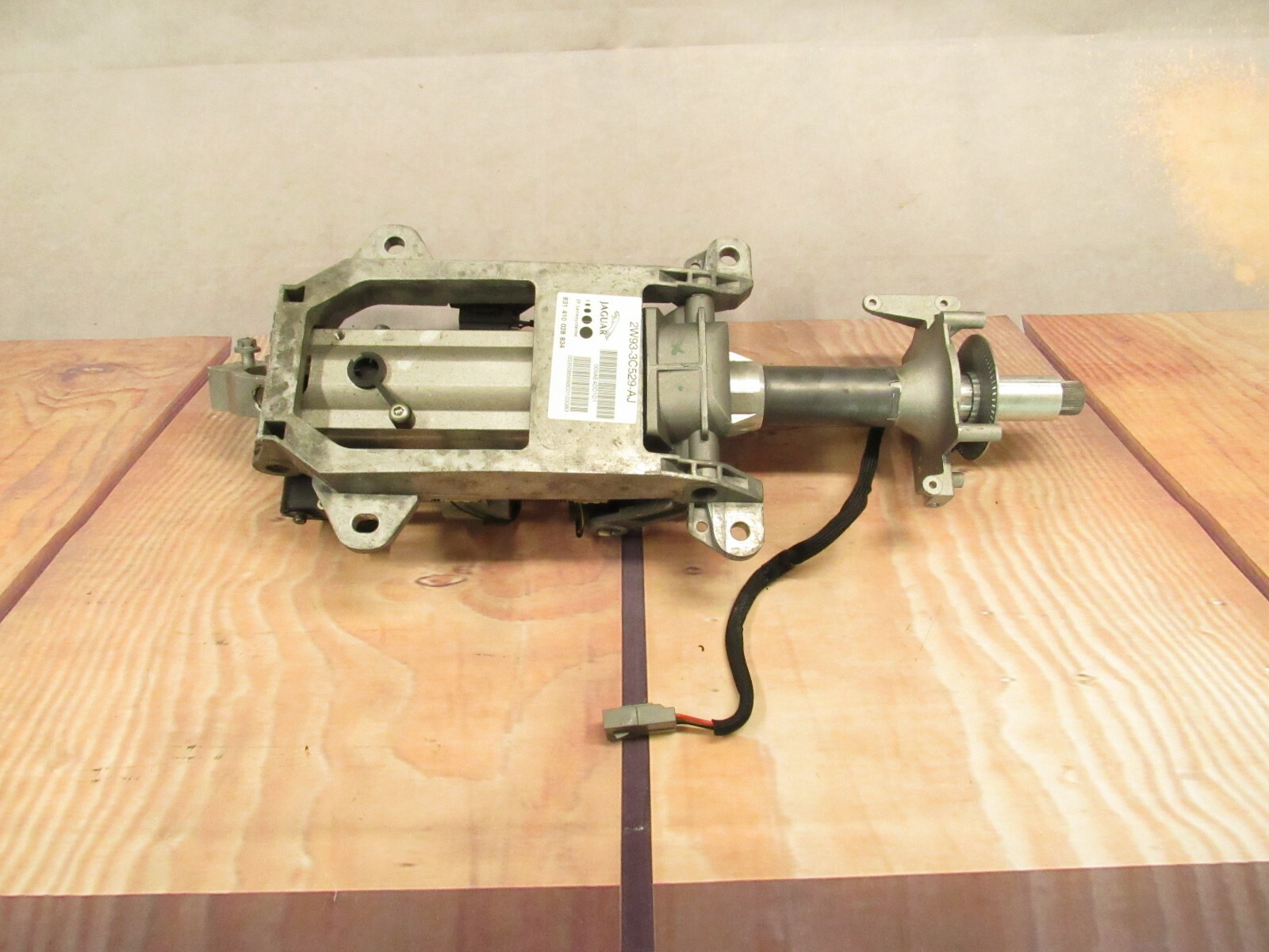 200409 XJR XJ8 STEERING COLUMN GEAR ASSEMBLY AUTO ADJUSTMENT WHEEL 04