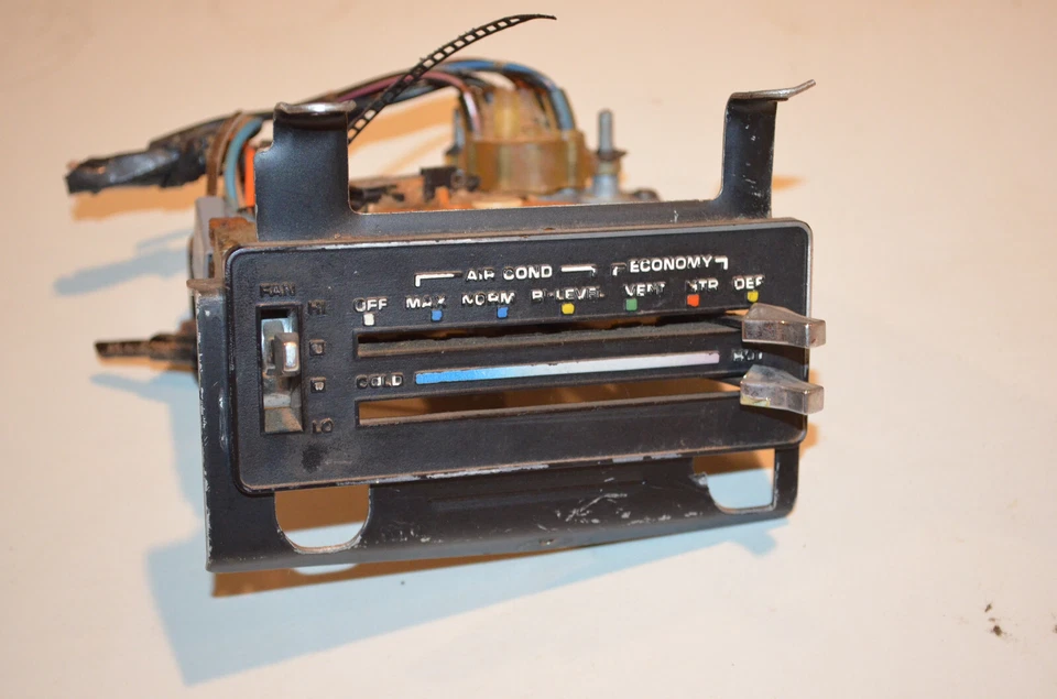 CHEVROLET MONZA CLIMATE CONTROL TEMPERATURE HEAT 1976 1977 1978 1979 OEM Foto 3 de 4