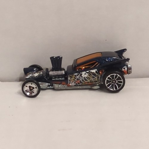 011825 Hotwheels Hex Tool Fangula Ford Die Cast Car Toy