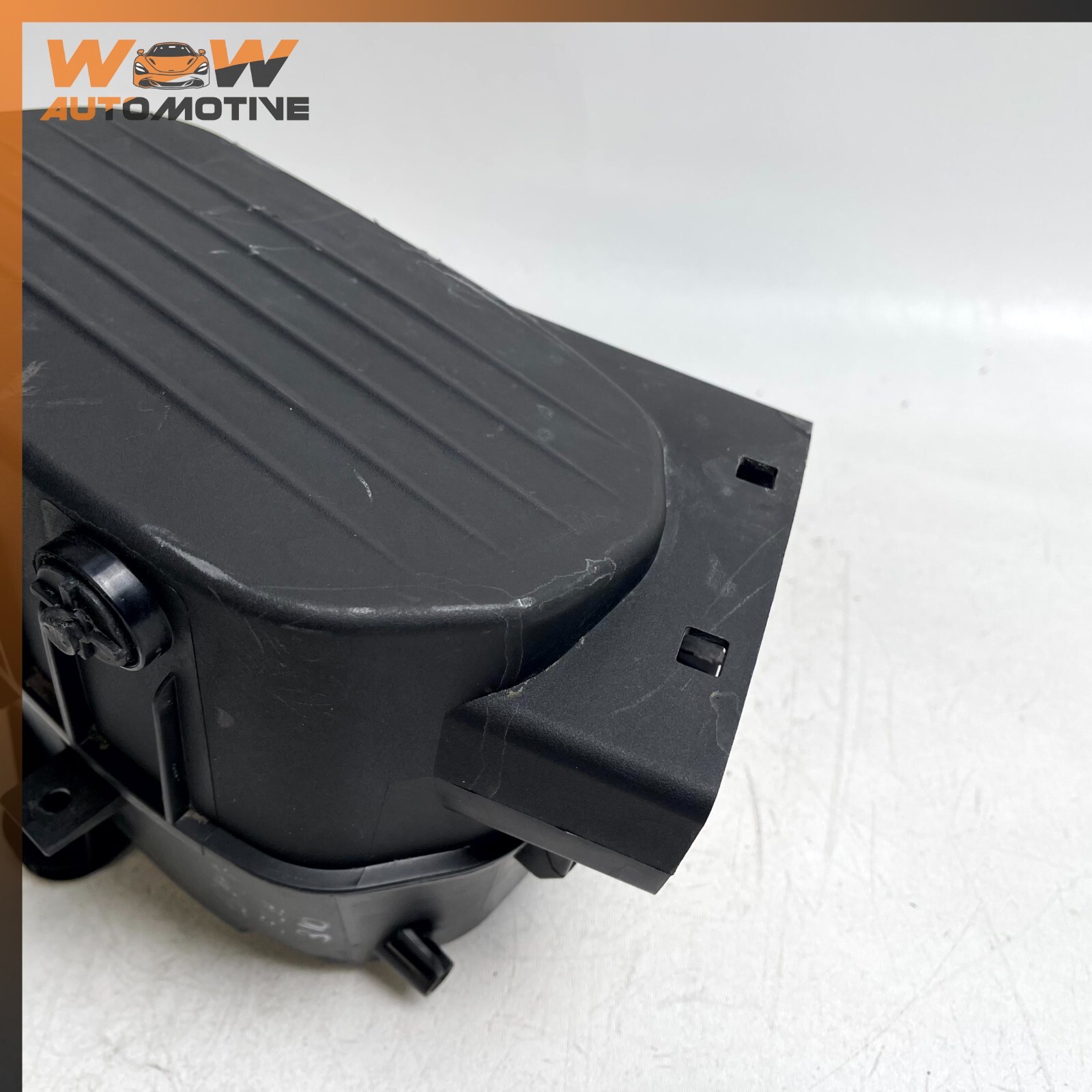Maserati Ghibli 2014-2017 Front Left Air box top