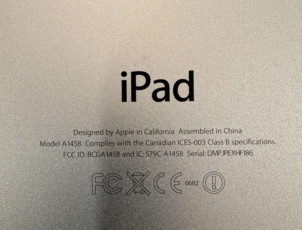 CLEARANCE 50% APPLE IPAD GEN4 WIFI WHITE W/ACCESSORIES - USED! GREAT CONDITION! - Image 4 of 4