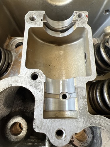 Suzuki TU250X Gruppo Testa Cilindro J426 Valvole Rockers Molle Coperchio TU 250 - Foto 5 di 23