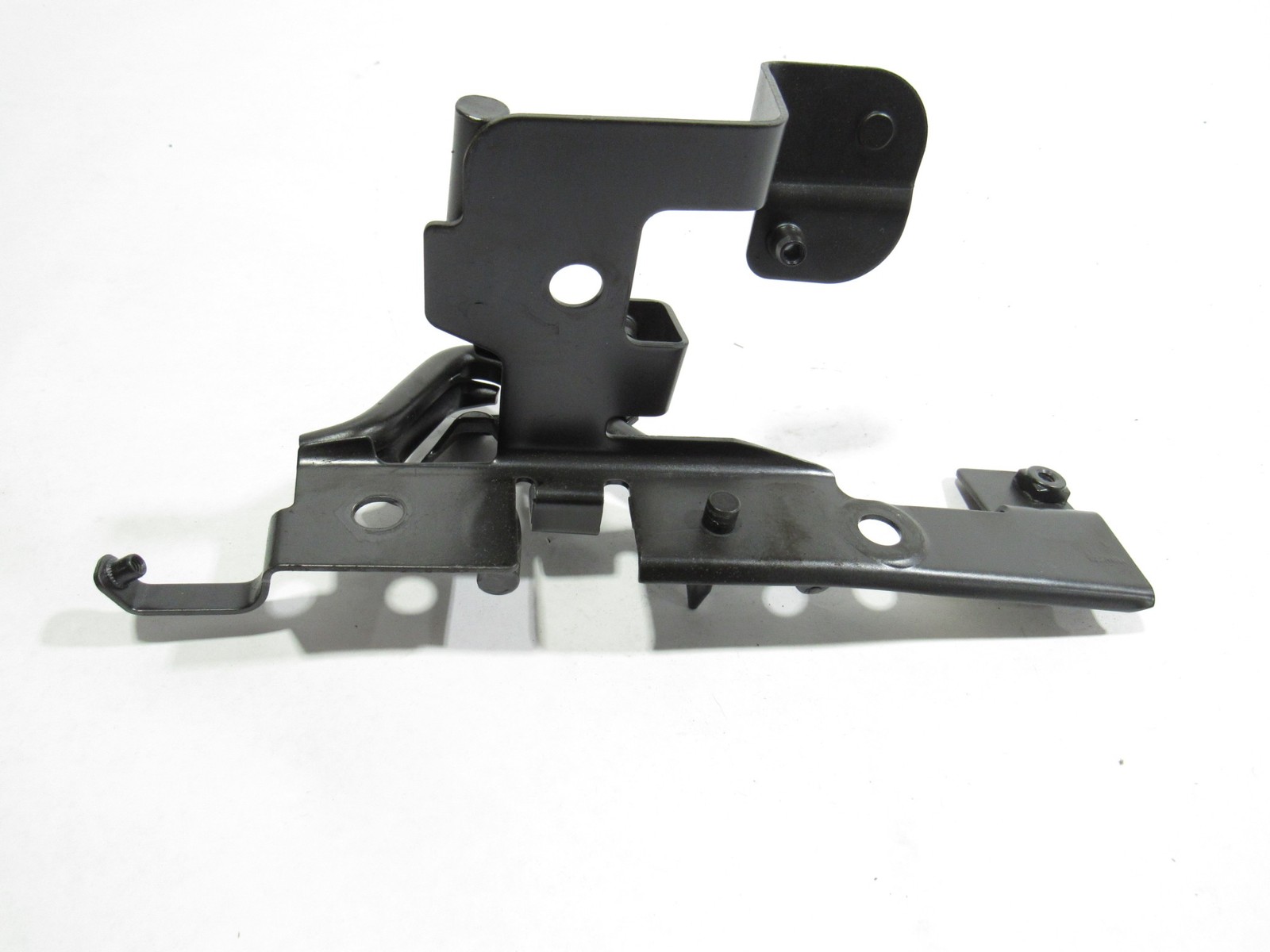 12-18 Bentley Continental GT W12 2015 Rear Right Seat Belt Guide Bracket ;:A