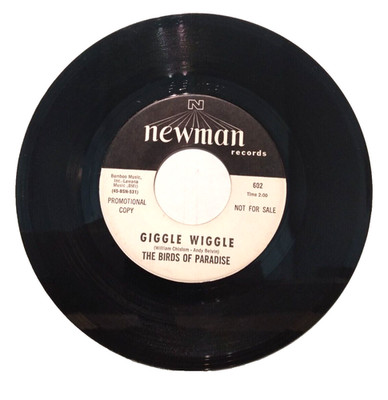 The Birds Of Paradise   Bossa Blue Port / Giggle Wiggle - PROMO - 45 RPM (VG)
