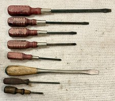 VINTAGE WOOD HANDLE SCREWDRIVER LOT - 8 MIXED SCREWDRIVERS