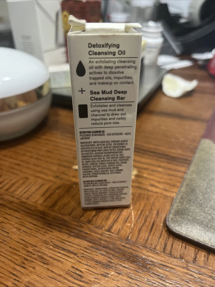 ERNO LASZLO: EXFOLIATE DETOX DETOXIFYING CLEANSING SET 15ml 17ml Travel Size - Image 3 of 4