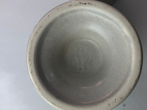 2 Pfaltzgraff Yorktowne Footed Pedestal Coffee Cups Mugs Stoneware - Picture 7 of 7