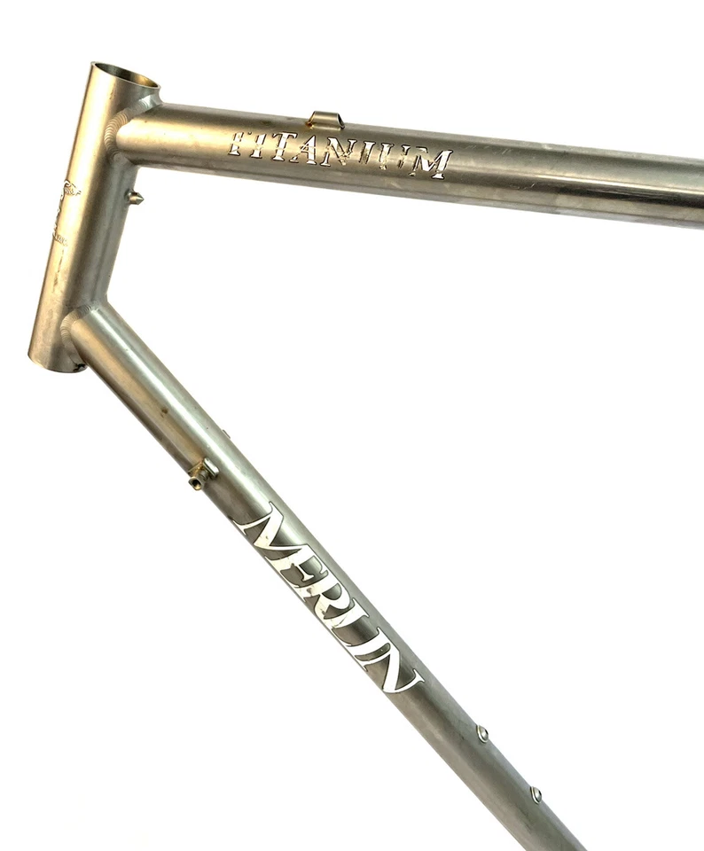 Cuadro de bicicleta de carretera Merlin Titanium vintage 1986 WTB protector de grasa BB EE. UU. Hecho Ti Foto 4 de 4