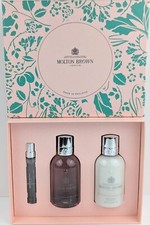 Molton Brown Delicious Rhubarb Rose Travel Set: EDT, Shower Gel, Body Lotion