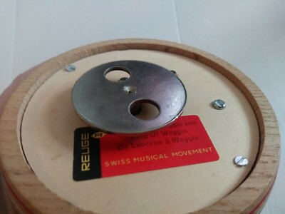 Vintage Reuge Swiss Movement Song Of Weggis Wooden Music Box Vintage Reuge Swiss Movement Song Of Weggis Wooden Music Box