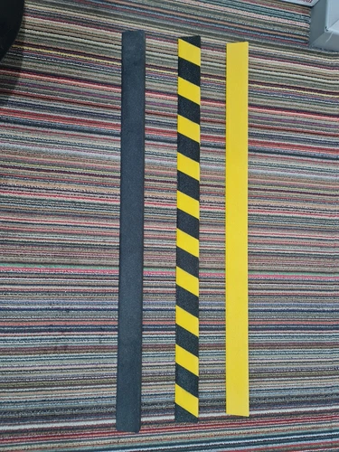 High quality grit base stair nosing 1200mm Anti-Slip Safety Treads in BLACK FRP - Picture 7 of 9