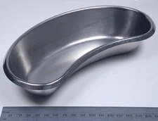 Vollrath #88580 Kidney Tray Stainless Steel Surgical 8½" USA