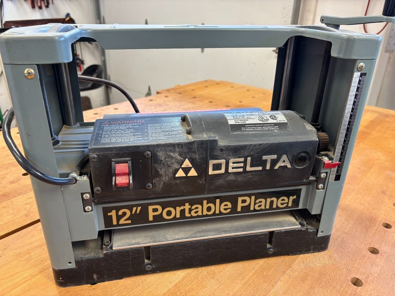 Delta Tools Model 22-540 Portable Thickness Planer Plane 12 x 5.9 Inch