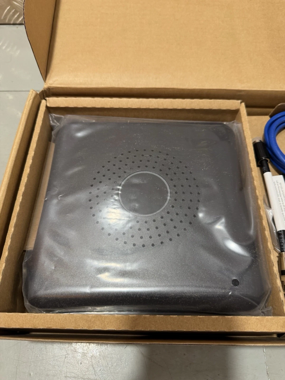 Viasat WiFi Modem Router RM5111N-012 Satellite Wi-Fi Brand New In Box 2