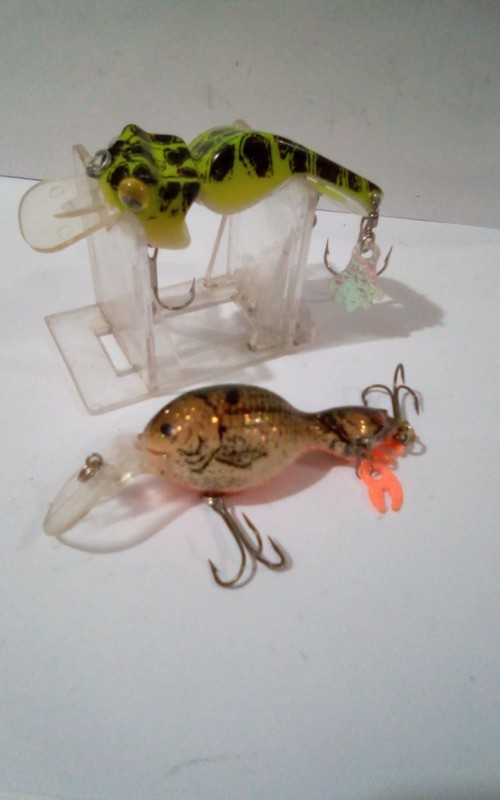 Vintage lot (2) Renosky fishing lures/ crawdad and jointed frog