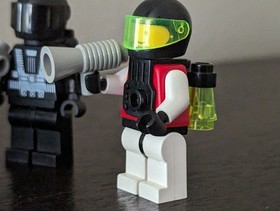 Vintage (1991) LEGO Space Minifigure Pack Set 6704 - RARE