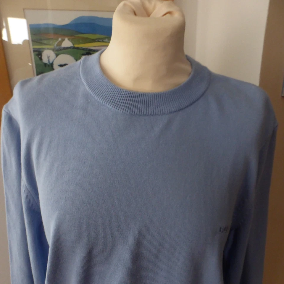 Hugo Boss jumper crew neck finest Italian yarn blue size Medium Large BNWOT - Image 2 of 4