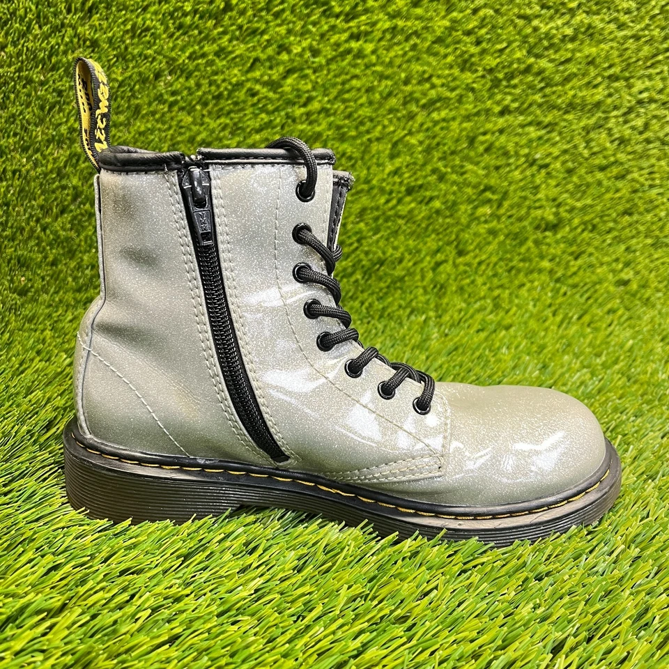 Botas Dr. Martens 1460 Brillo Niñas Talla 3Y Gris Negro Clásicas Exterior Cremallera Lateral Foto 4 de 4