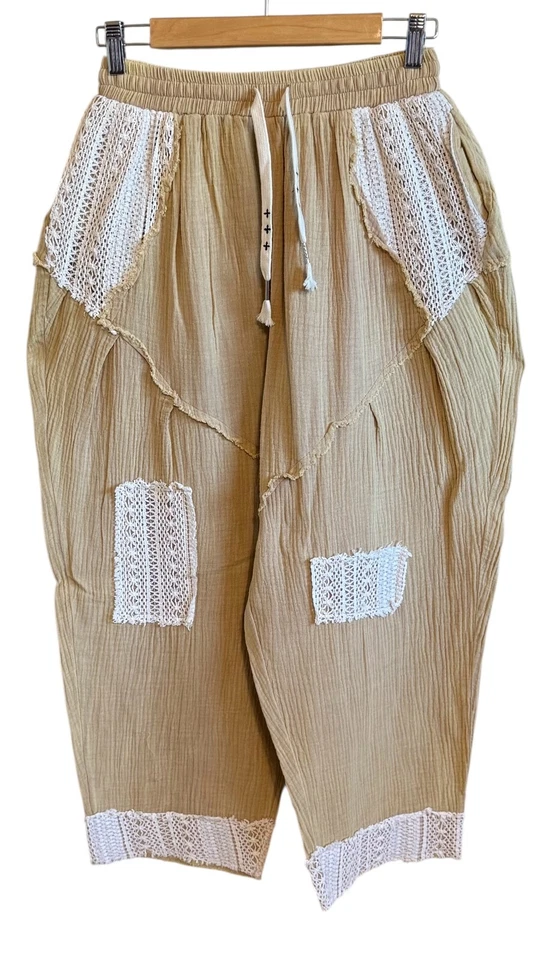 Pantalones harén con parche de encaje de ganchillo POL - pequeños nuevos sin etiquetas Foto 2 de 4