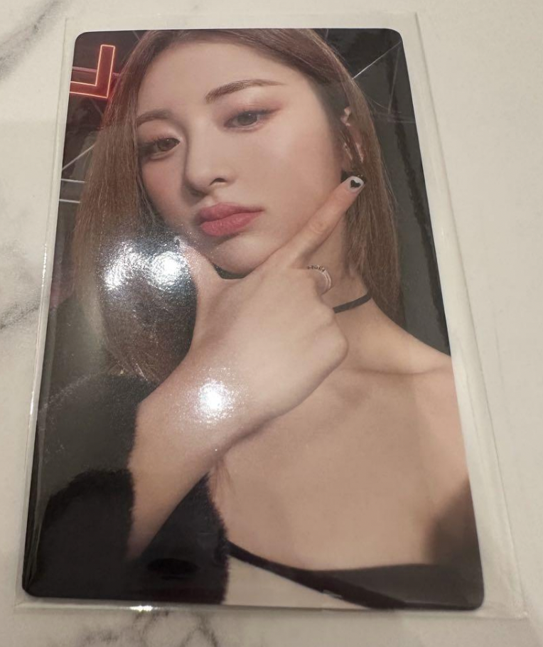 Le Sserafim YUNJIN FEARLESS Japanese ver. Official photo card | eBay