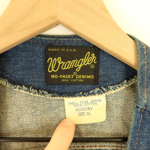 Vintage Motorcycle Button Pin Wrangler Denim Vest Gold Wing Size XL - Picture 4 of 8