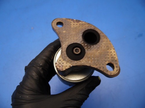 00-05 Cadillac Deville OEM EGR valve 4.6L - Picture 2 of 3