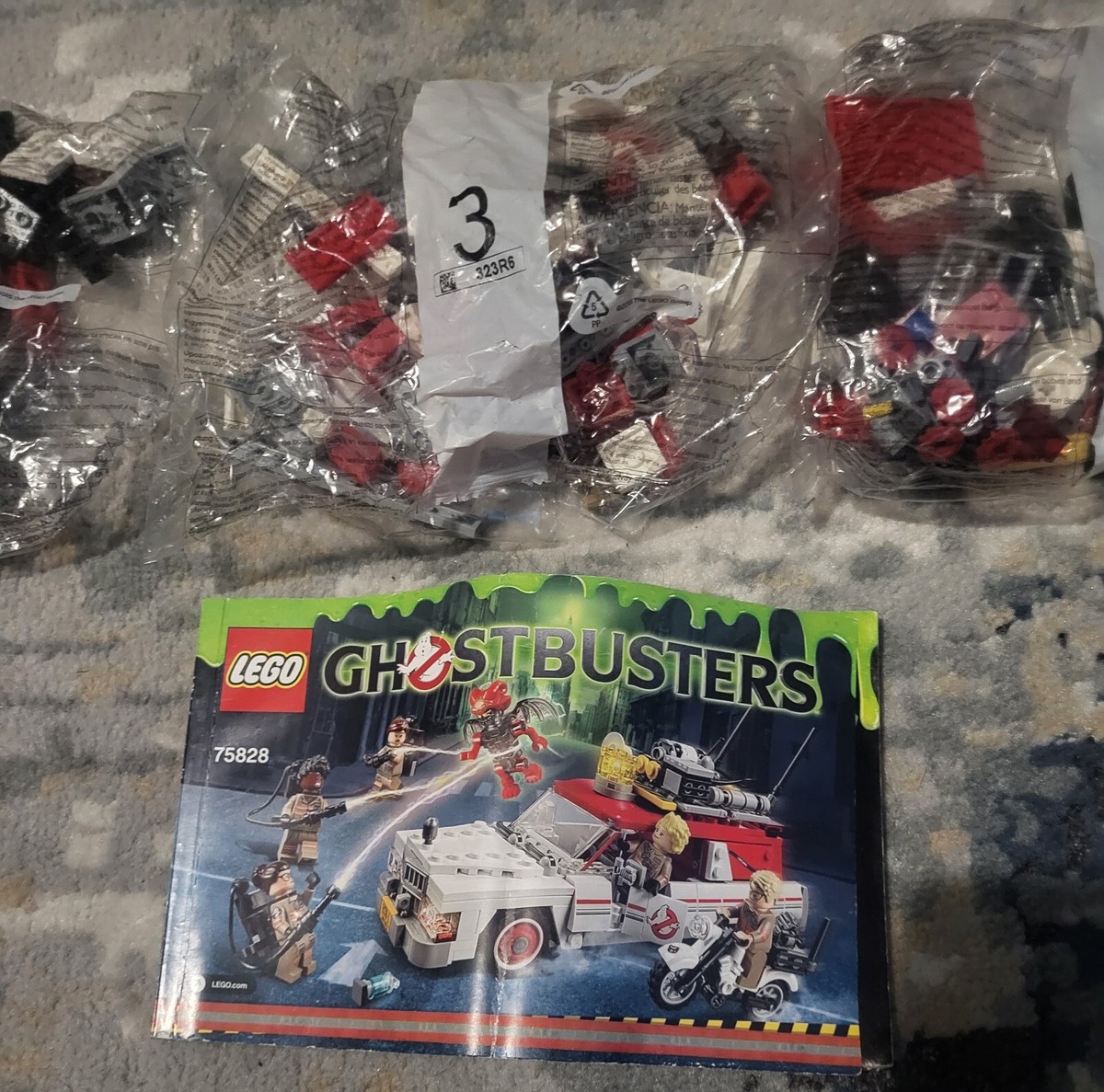Lego Ghostbusters 75828 Ecto-1 New in Bags