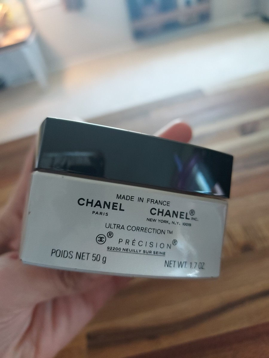 Chanel Ultra Correction Line Repair Anti Wrinkle Night Cream Chanel Ultra Correction Line Repair Anti Wrinkle Night Cream