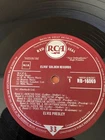 12” ELVIS PRESLEY RARE EARLY ELVIS GOLDEN RECORDS RED SEAL WITH 10 PAGE PHOTOS
