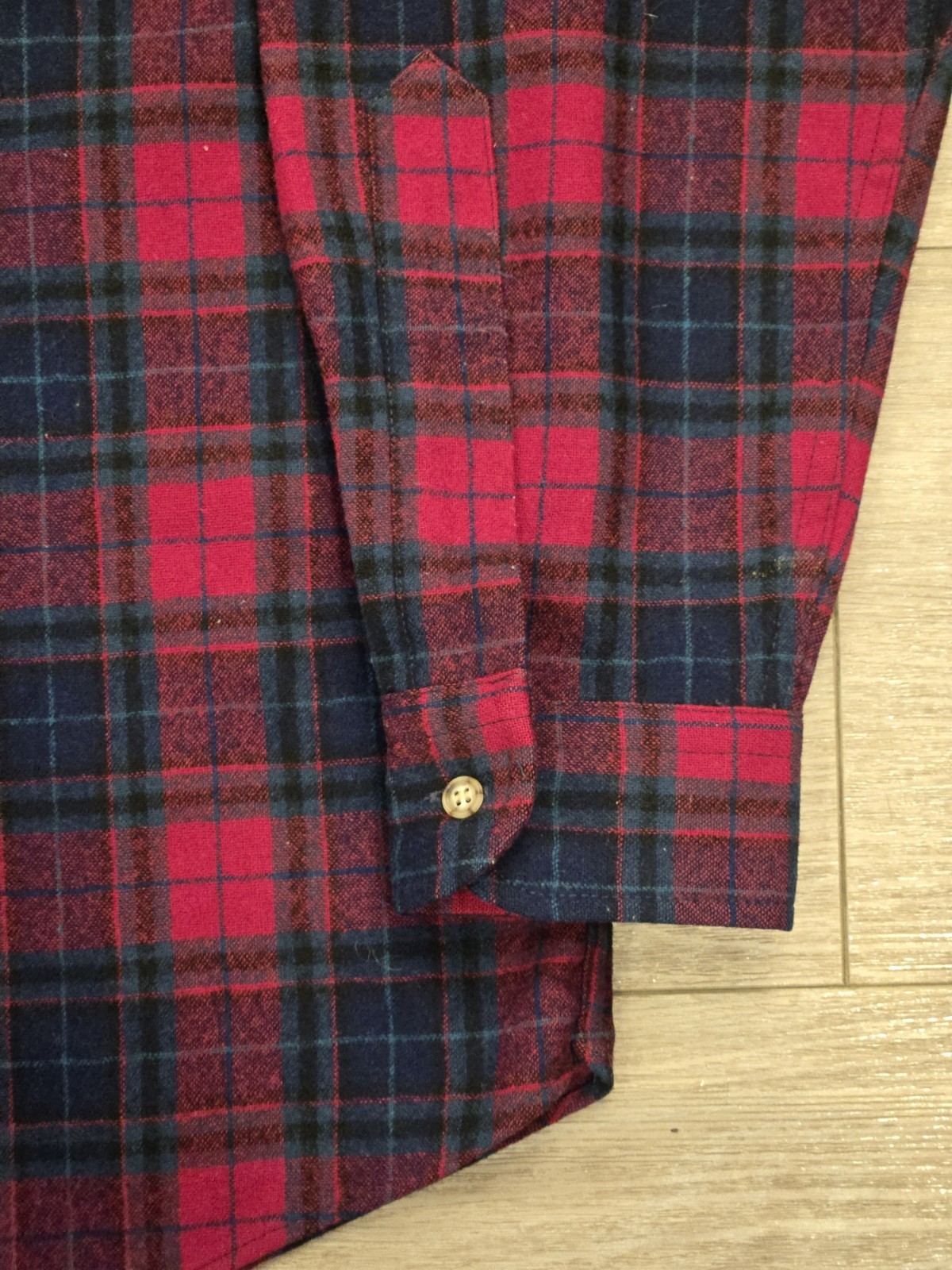 VTG Pendleton Virgin Wool Red 1960s Button Up Pla… - image 4