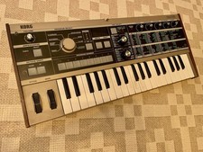 Korg MicroKORG Synthesizer / Vocoder – SPARES OR REPAIR – Please read