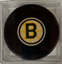 BOSTON BRUINS 1973-1983 NHL OFFICIAL GAME PUCK - VICEROY MFG. CANADA