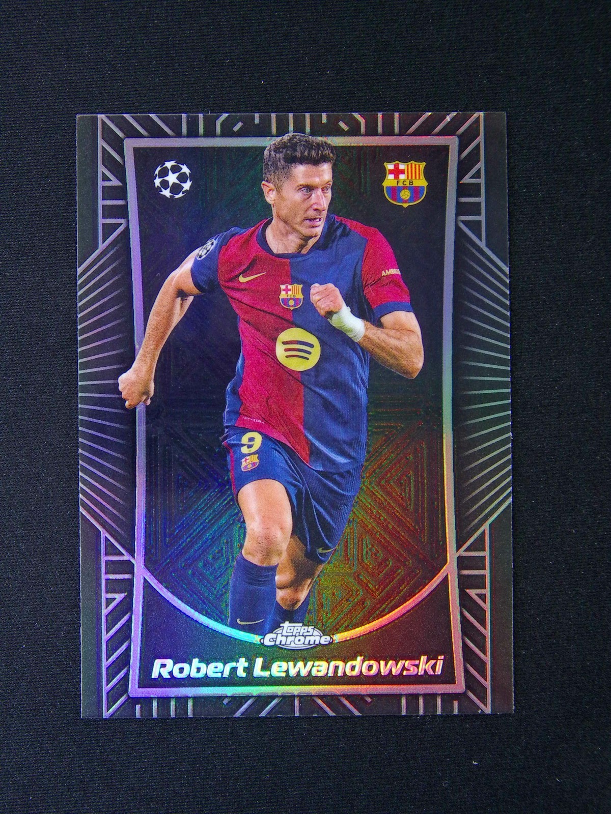 2024-25 Topps Chrome UEFA Robert Lewandowski Shadow Etch