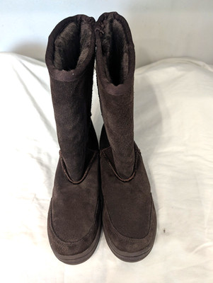 Vintage Ugg  Ultra Tall Brown Suede Sheepskin Lined Boots Style # 5245 Size W7