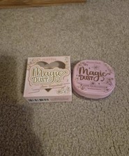 P LOUISE MAGIC DUST LOOSE HIGHLIGHTING POWDER WITH PUFF TWINKLE TOES