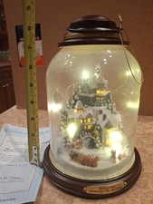 Bradford Exchange Thomas Kinkade Home For The Holidays Illuminated Glass Lantern