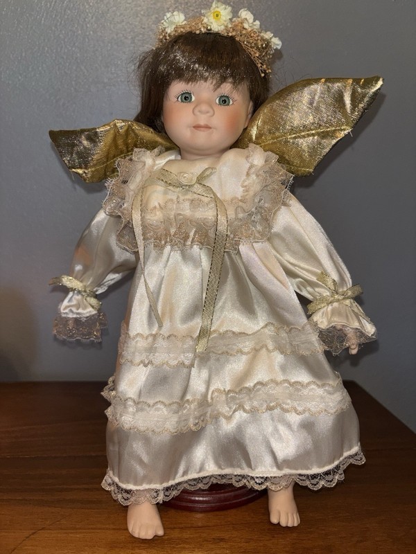 Dan Dee Christmas Angle Porcelain Doll 16 Inch Blonde Hair