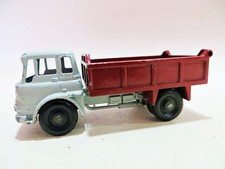 LESNEY MATCHBOX 3b 'BEDFORD 7.5 TON TIPPER'. ORIGINAL. VINTAGE. VERY GOOD.