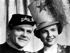 James Cagney and Joan Leslie Unsigned 10" x 8" Photo - Yankee Doodle Dandy *7457