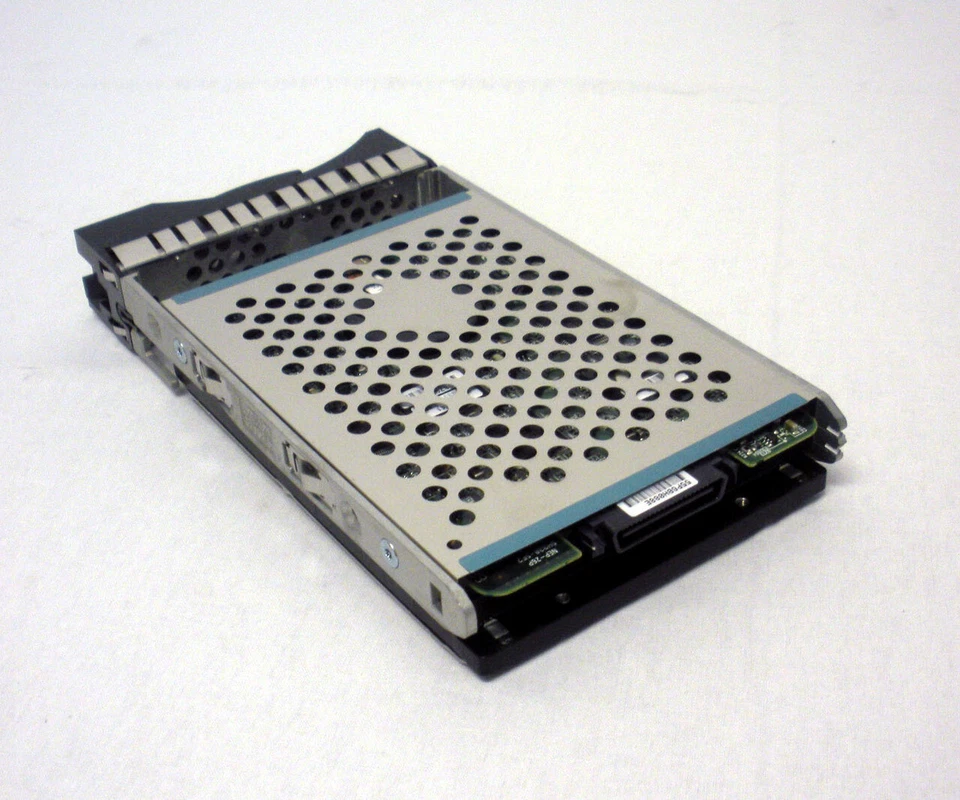 IBM 39M4597 300GB 10K 2Gb FC Hard Drive 5223 39M4594 23R0439 for DS4000 - Image 3 of 4