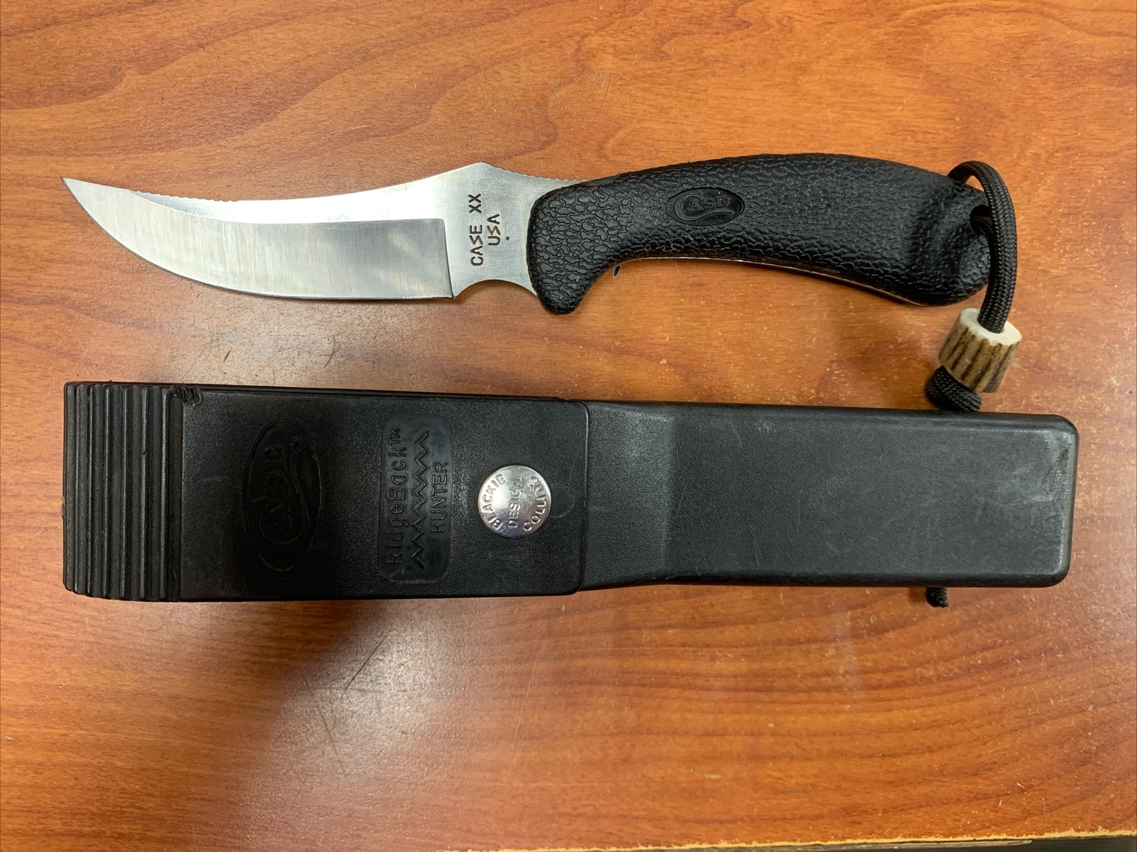 Vintage CASE XX 1 DOT USA RIDGEBACK HUNTER Fixed Blade Knife & Sheath
