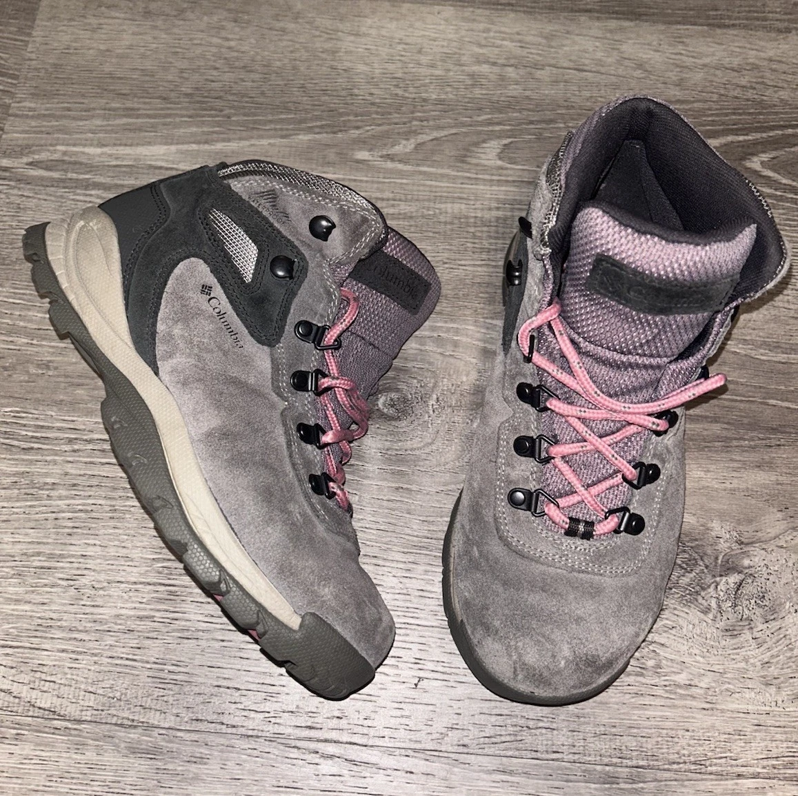 Columbia Women’s Newton Ridge Plus Waterproof Amped Hiking Boot Size 7 Gray