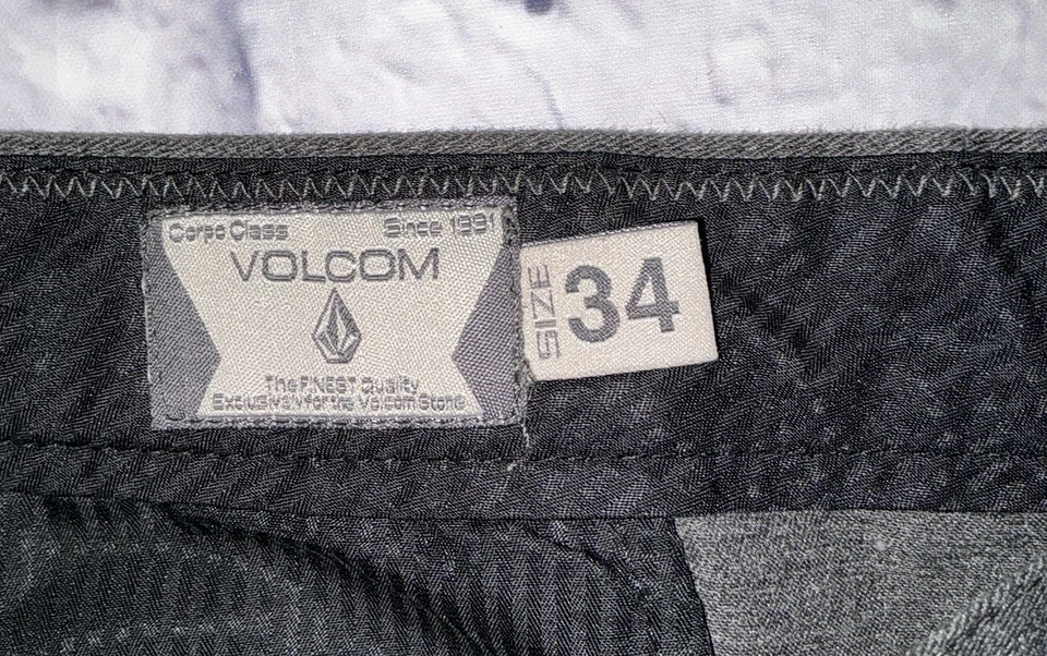 Pantalones Cortos Volcom Para Hombre Talla 34 Negro Chino Corpo Class "True To This" Skate Preppy Foto 2 de 4
