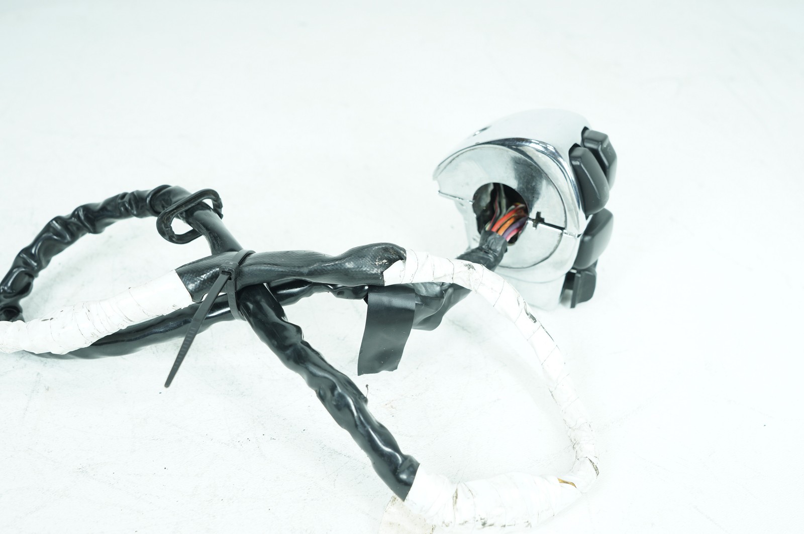 2007 Harley Touring CVO Screamin Eagle Right Engine Start Kill Switches Controls